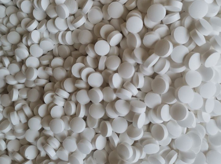 Daily disinfection with our disinfectant tablet